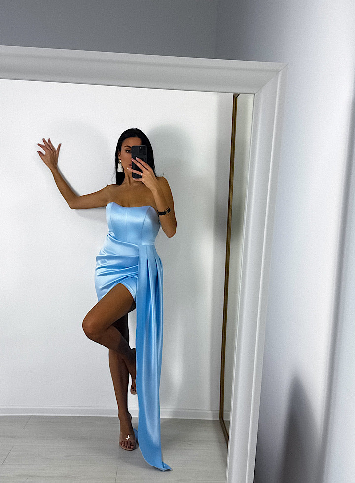 MONICA Baby Blue