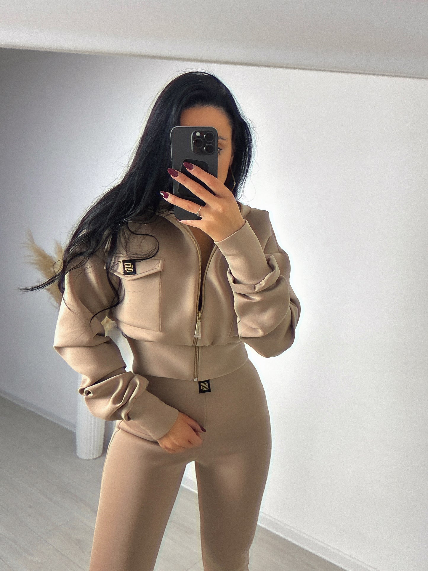 Angela Set